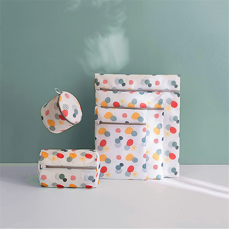 Mesh Laundry Wash Bags – Protective Zippered Laundry Bags for Delicates & Clothes